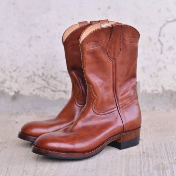 TRADBAND Hand-rubbed brown western boots