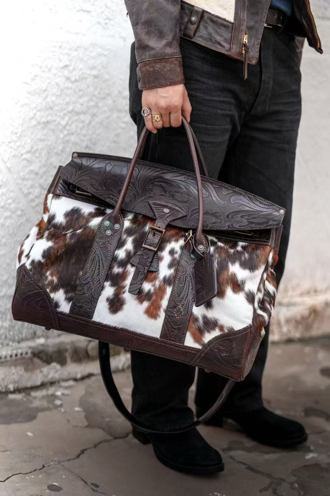 TRAD BAND cow carved travel bag 50 inches