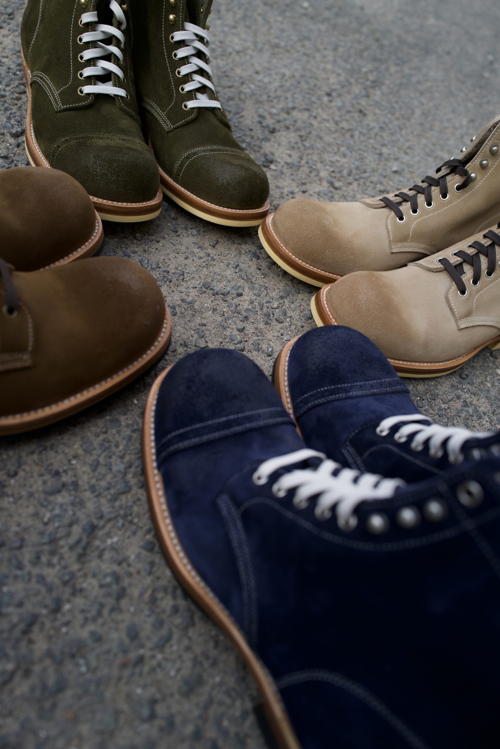 TRAD BAND CFS suede calfskin in Paratrooper Green, Midnight Blue, Sand and Tobacco