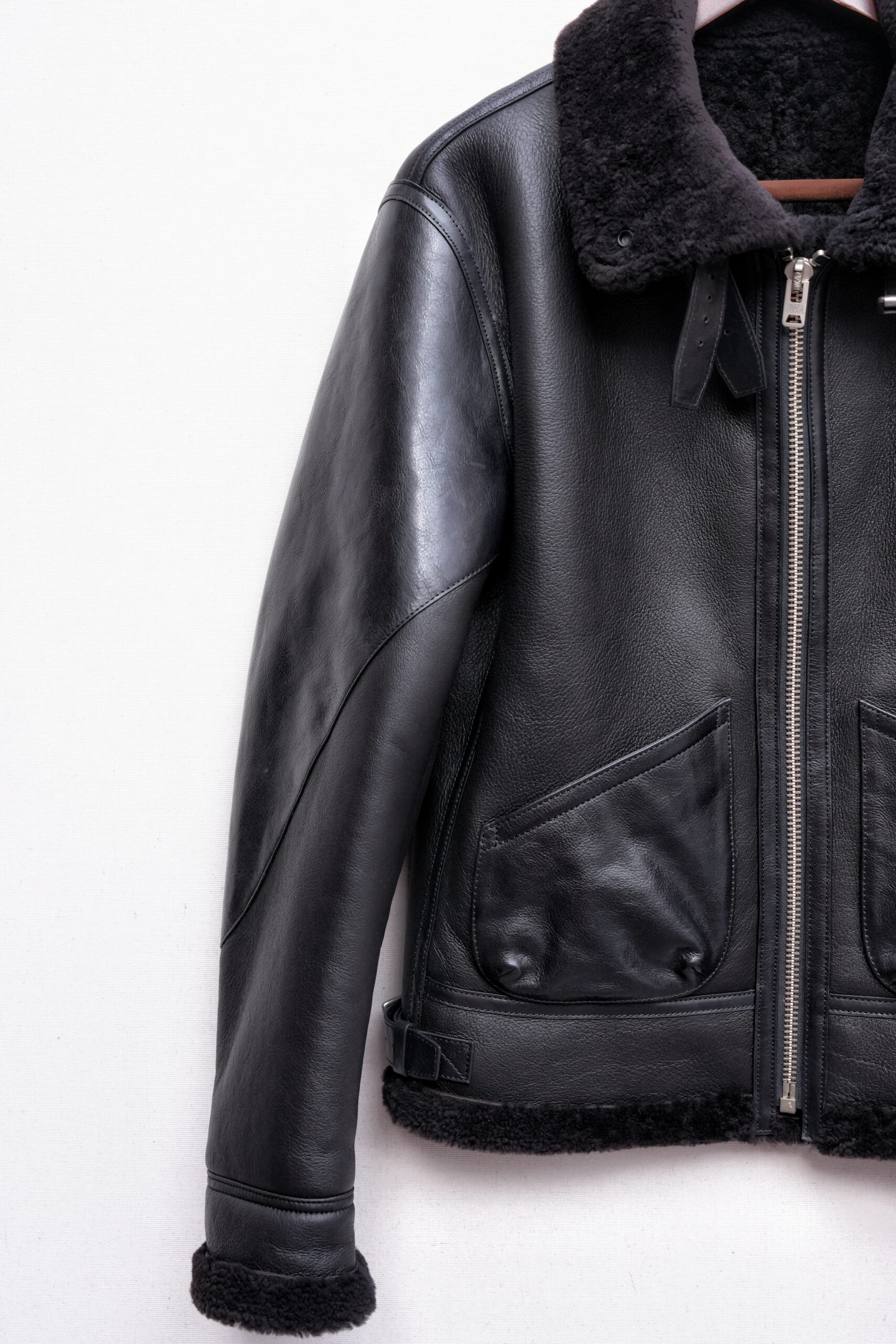 TRAD BAND B3 Fitted Fur Flight Jacket - Image 4
