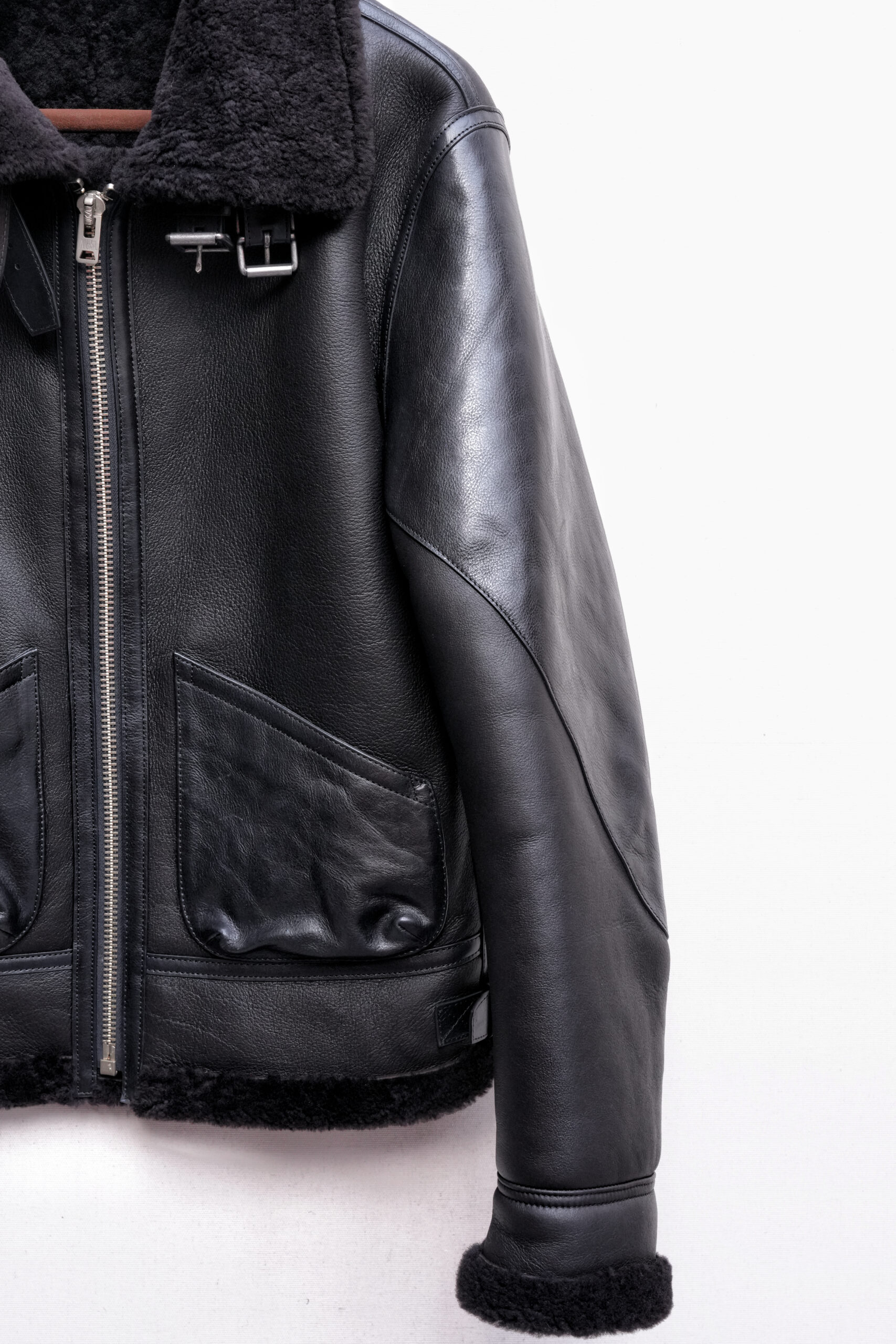 TRAD BAND B3 Fitted Fur Flight Jacket - Image 5