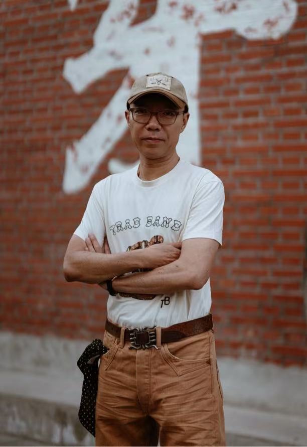 TRADBAND26 new T-shirt, embroidered denim boots series: washed red, washed black, washed white - Image 5